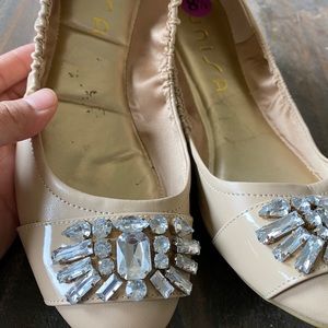 Cute flayed size 8.5